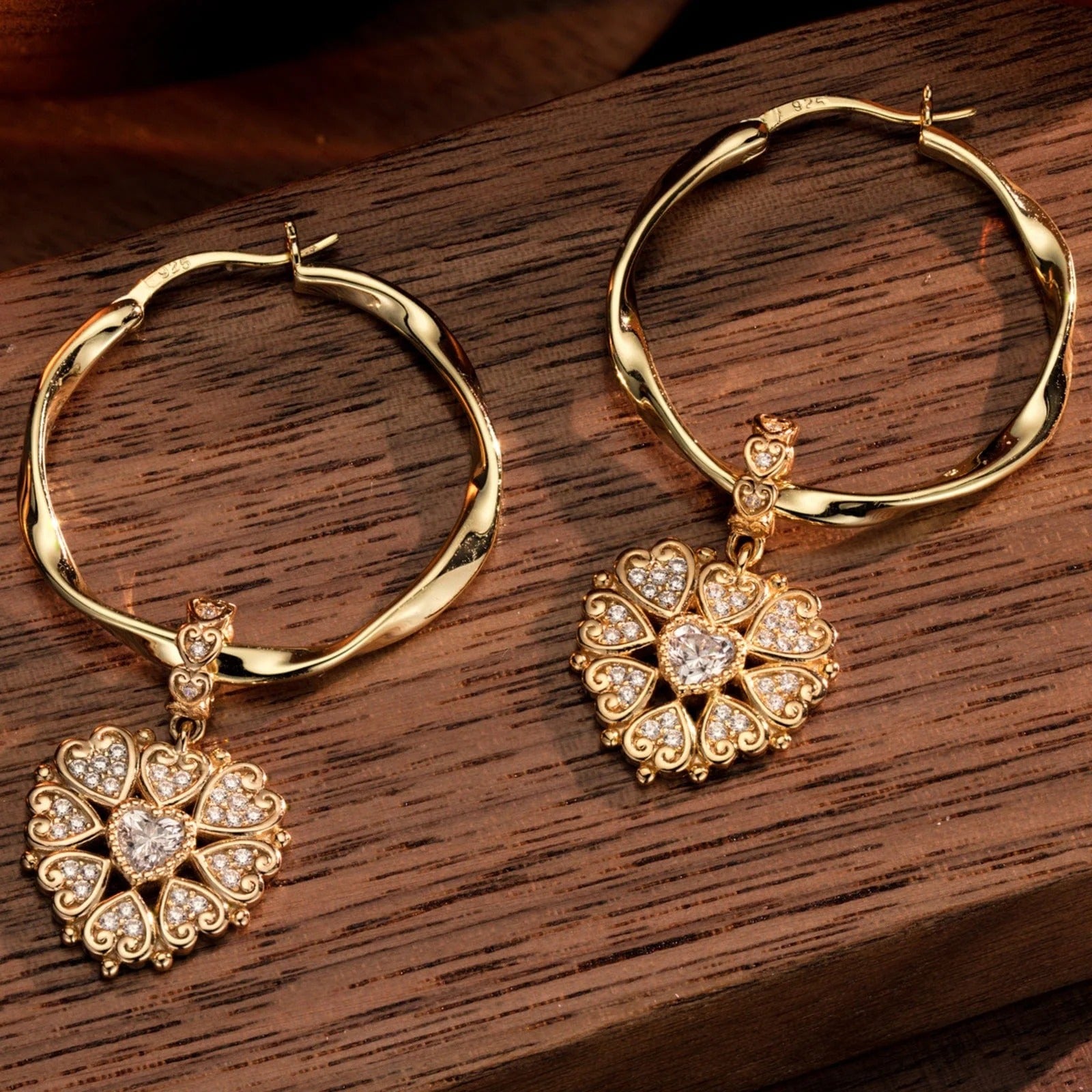 Queen Of Glitter Tarnish-Resistant Silver Charms Earrings Set M Size Classic Hoop Earrings with Sterling Silver Ear Post In 14K Gold Plated